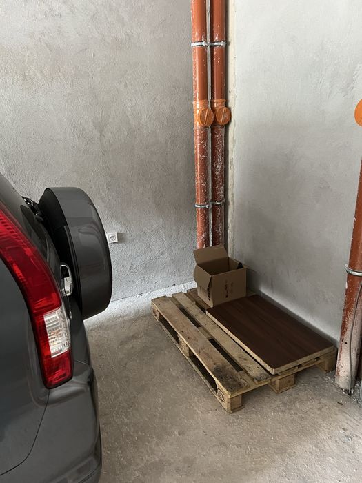 Дава се под наем Гараж / Паркомясто в София, Зона Б-5-3 - 20 кв.м за 127.5 € - Снимка #2