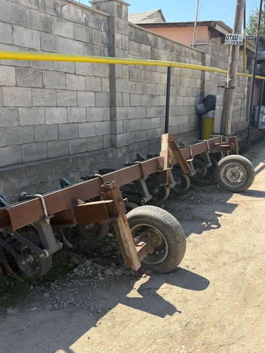 Плуг  Культиватор продам