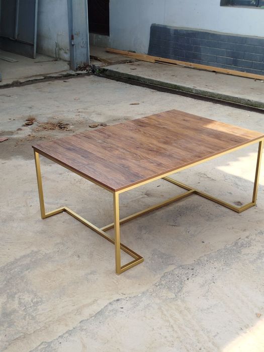 Журнальный столик из лофта