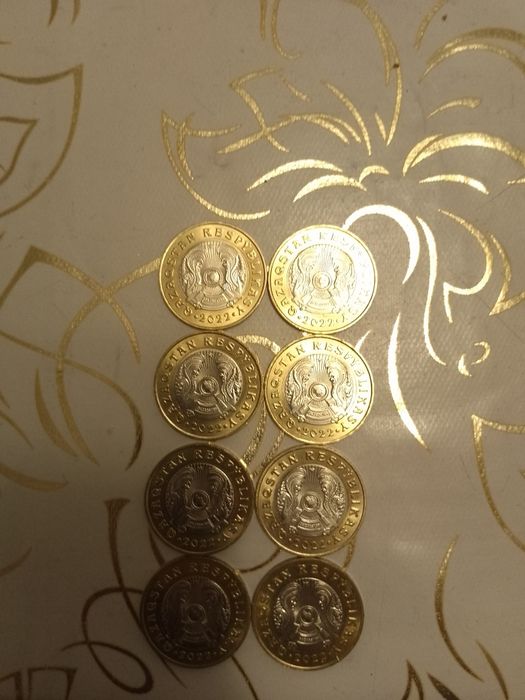 100тг 1 штук по 15000