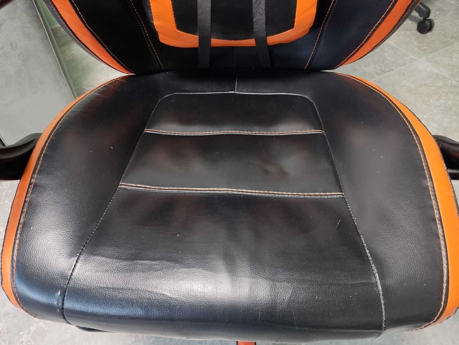 Геймърски стол FTW Black & Orange