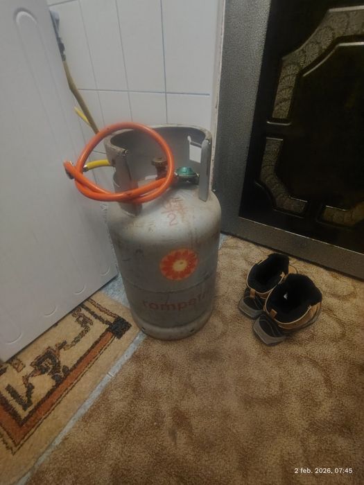 Butelie de gaz cu regulator