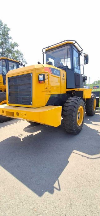 Фронтальный погрузчик LiuGong 835N