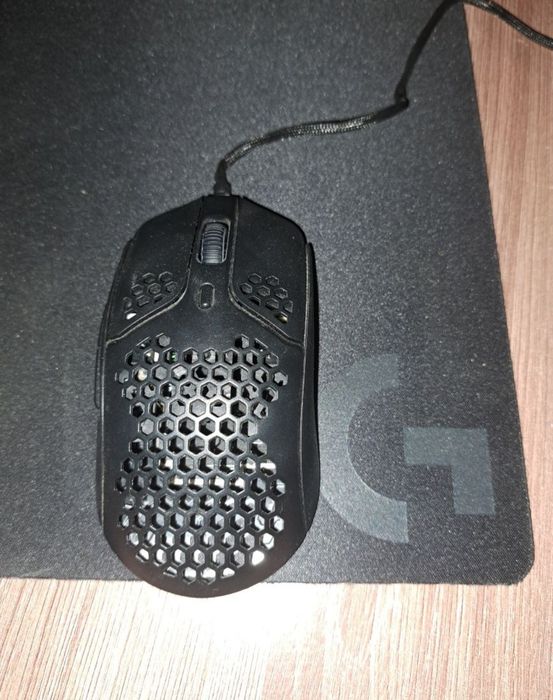 Мышь HyperX Pulsefire Haste HMSH1-A-BK/G + коврик от Logitech