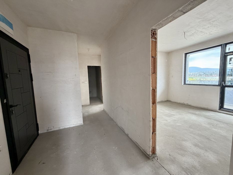 Тристаен Апартамент Ново Строителство с Акт 16 , гр. Търговище кв. Запад 2