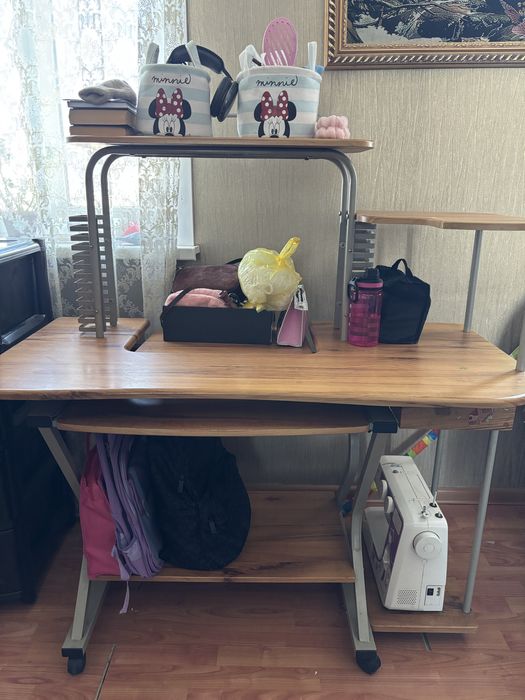 Компьютерный стол