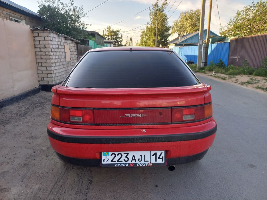 Продам мазду 323