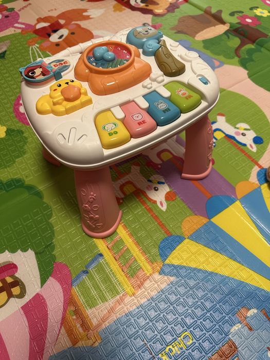 Детска маса за игра