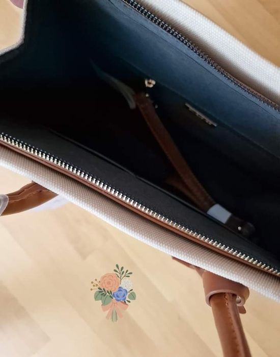 Geanta David Jones,new model import Italia, saculet  inclus