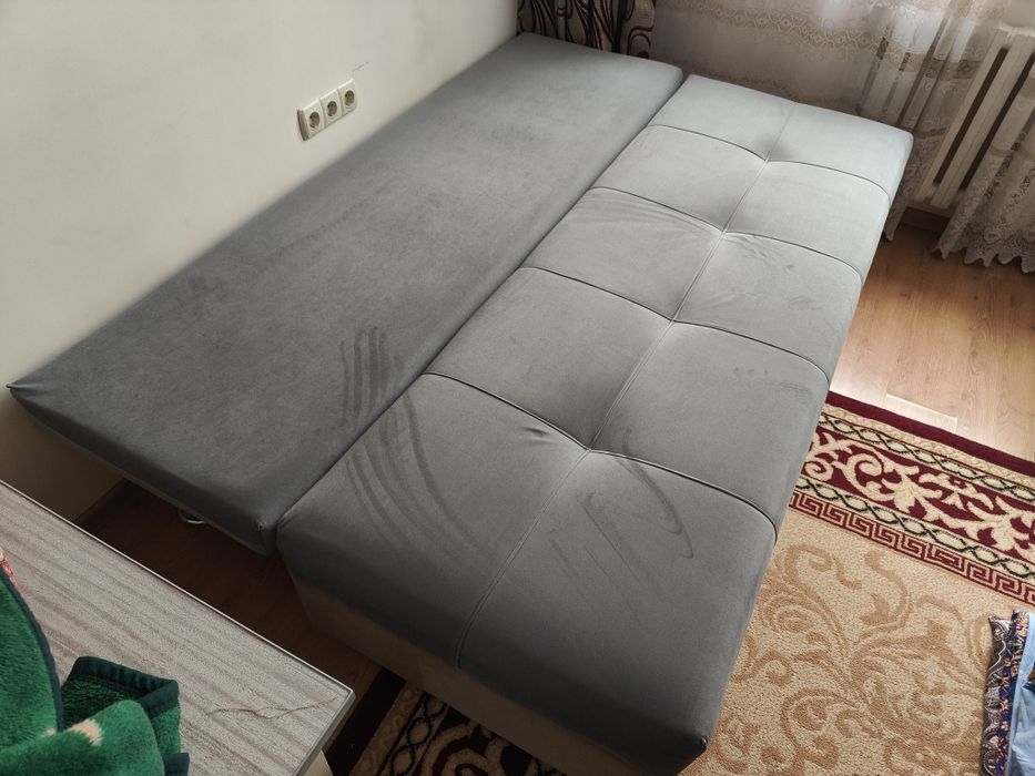 Продаю Диван Раскладной Тахта
