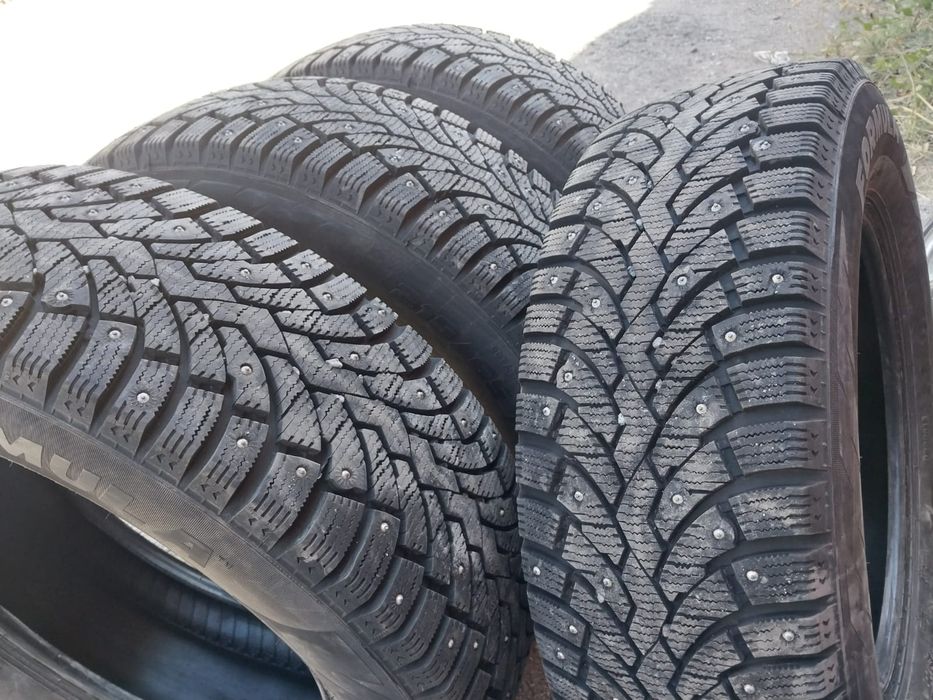 4 шины Formula 215 65 R16.