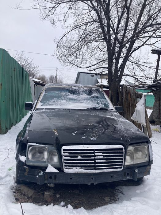 мерс 124 230 на ходу