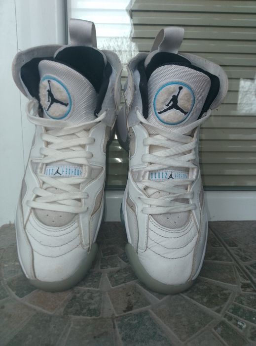 JORDAN Jumpman Trey To