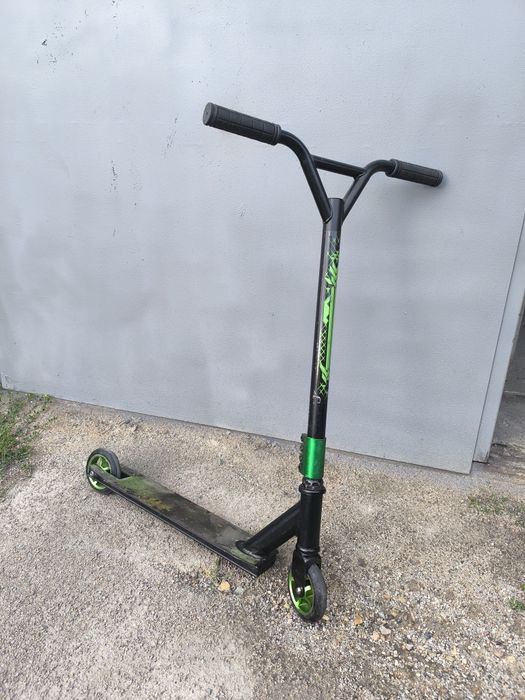 Самокат трюковой