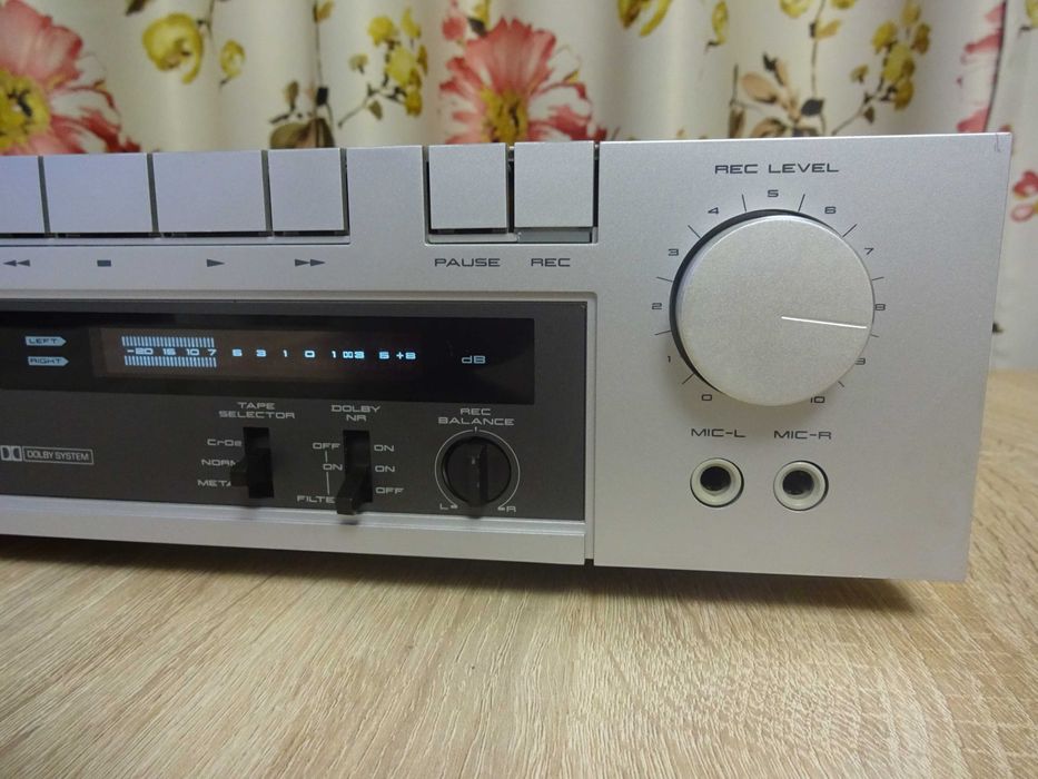 Casetofon deck Akai CS-F110