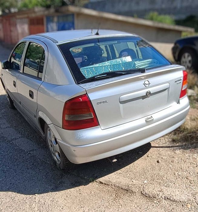 Vând Opel Astra g