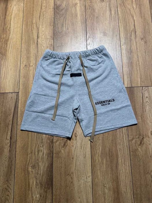 Fear Of God "Essentials" Shorts Gray