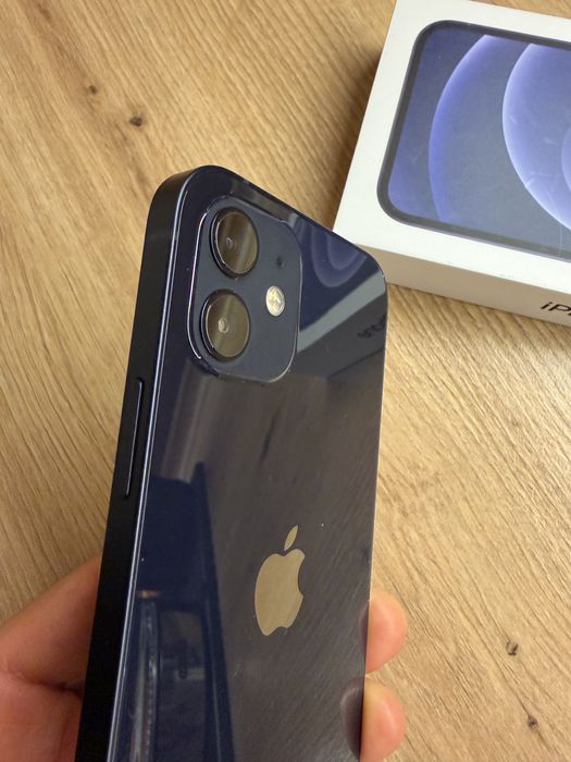 Apple iPhone 12 / 128 GB / като нов!!!