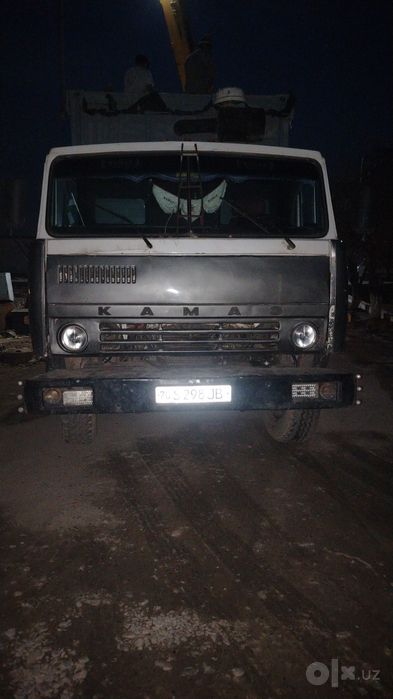 Kamaz pirisip holat zur ishlab yurgan