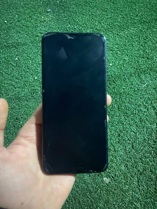 Vivo y 35 kelishamiz