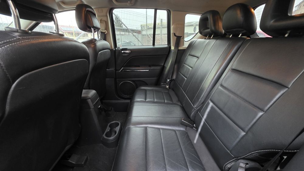 Variante  / Vând Jeep compass - 2011 - euro 5 - acte valabile - suv