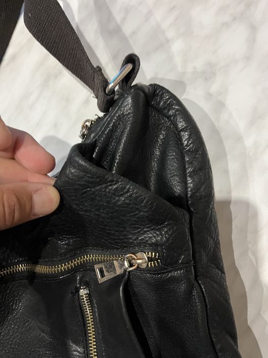 Мъжка чанта за през рамо