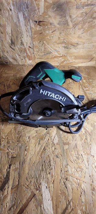 Circular hitachi C 6BU3