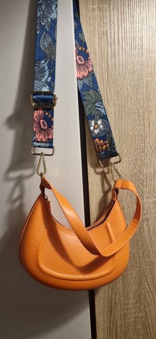 Малка дамска чанта