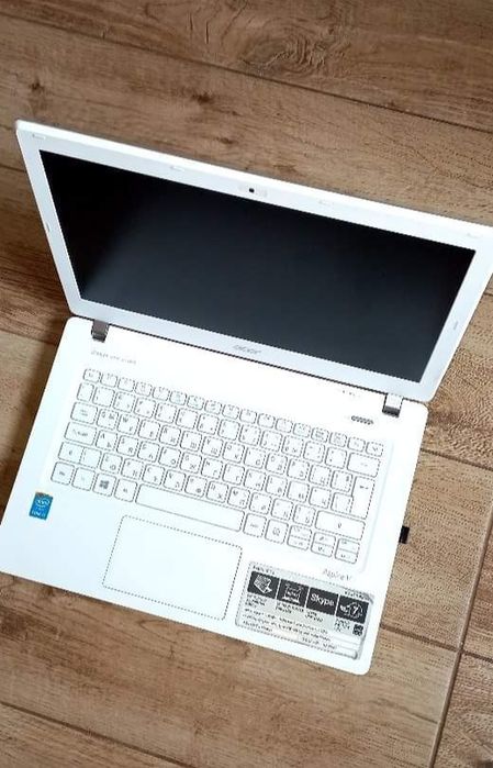 Netbook Acer Aspire V3-371