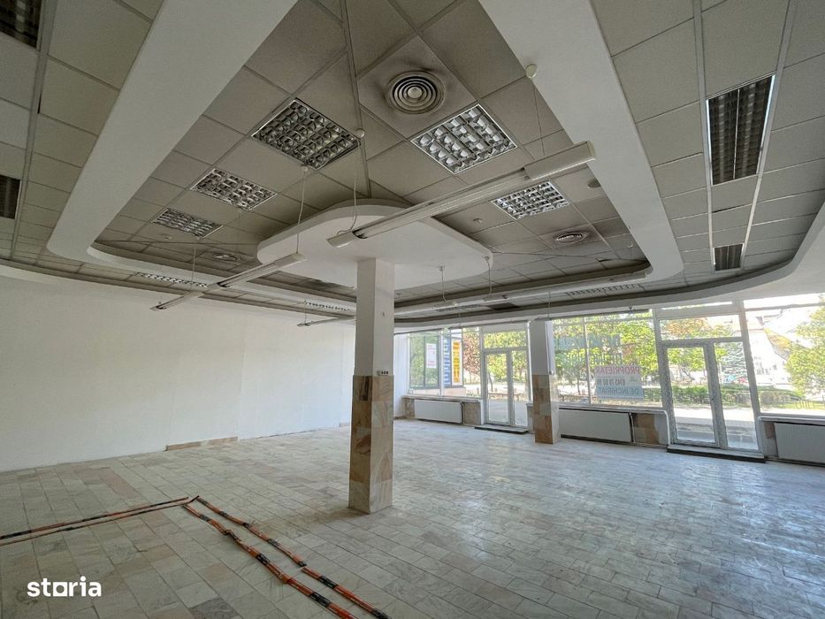 Vanzare Spatiu comercial P. Neamt - 200 mp, P-ta M. Kogalniceanu