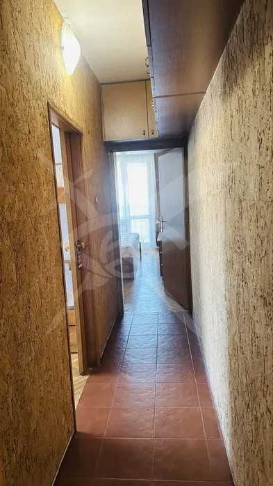 Дава се под наем Тристаен апартамент в Пловдив, Център - 120 кв.м за 997.05 € - Снимка #2