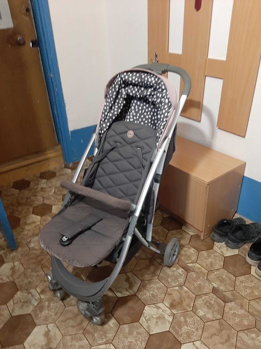 Продам детскую летнюю коляску