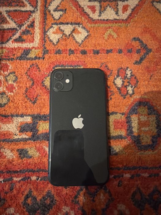 Iphone 11  черный