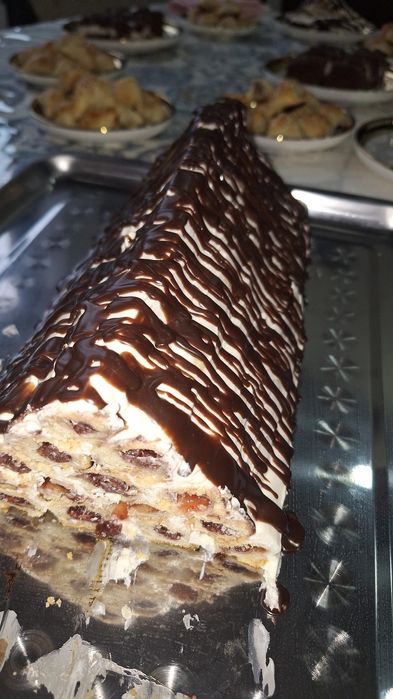 Shirinliklar va Toğoraga qòvirdoqlar