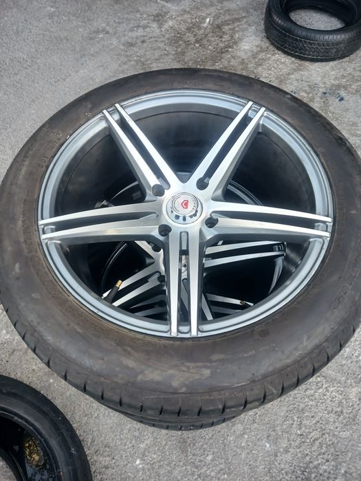 17 vossen saka diska balon