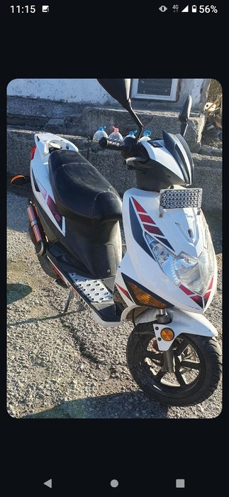 Китаец 50 кубика скутер 2т