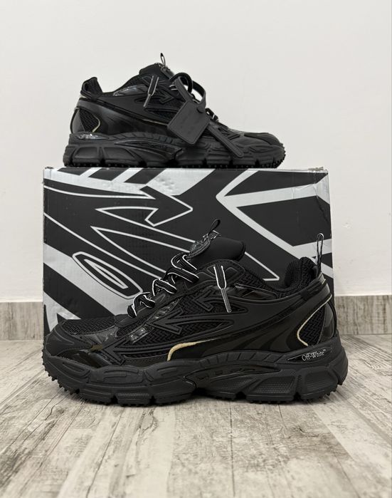Off-White Be Right Back
