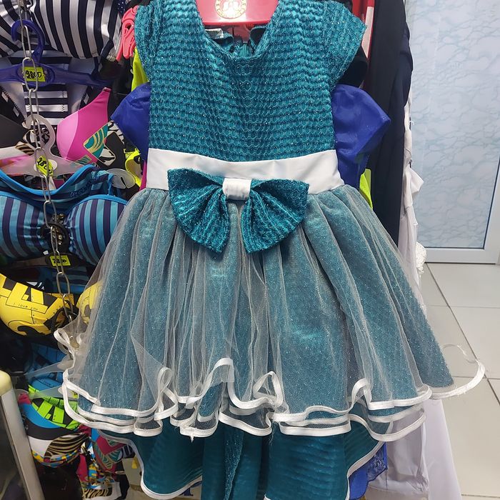 Платье нарядные новые