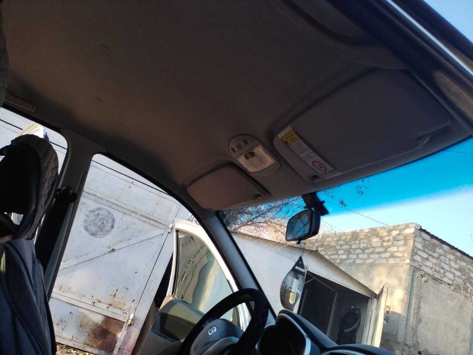 Продам машину datsun