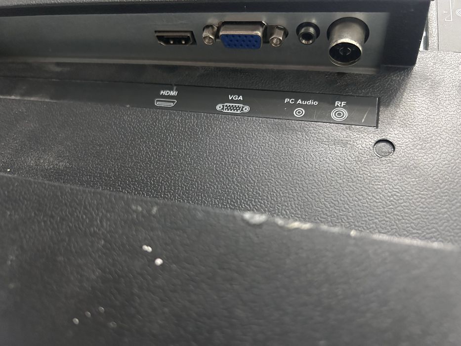 Телевизор Elenberg 32 диагональ