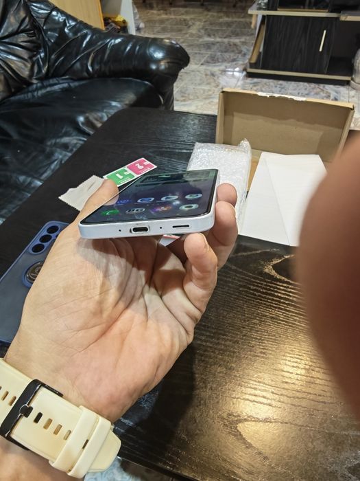 Samsung A35 ice blue гаранционен