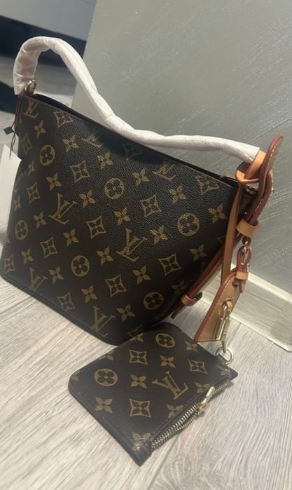 Дамска чанта-чисто нова