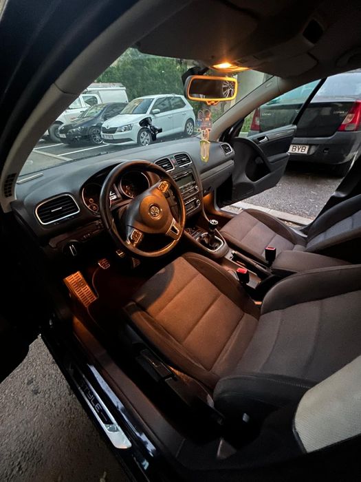 VOLKSWAGEN Golf 2012 — imagine 4