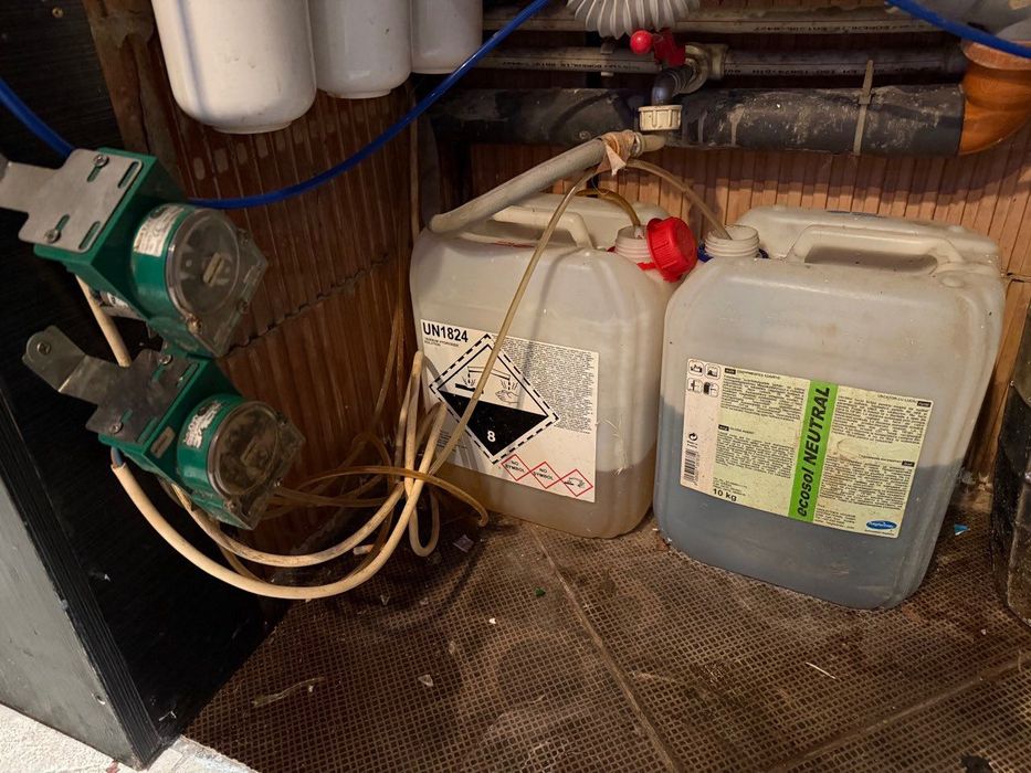 Миялна машина за чаши + препарати