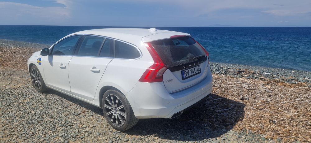 VOLVO V60 2016 — imagine 4