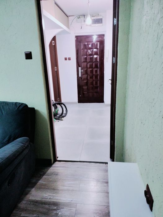 inchiriez apartament