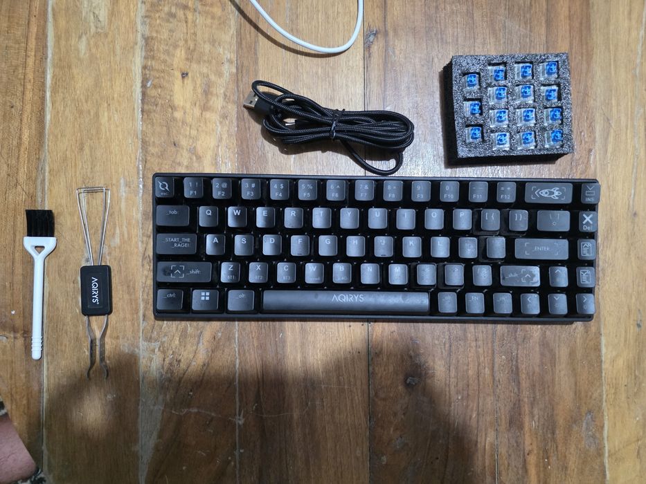 Tastatura gaming aqirys mira -cititi descrierea