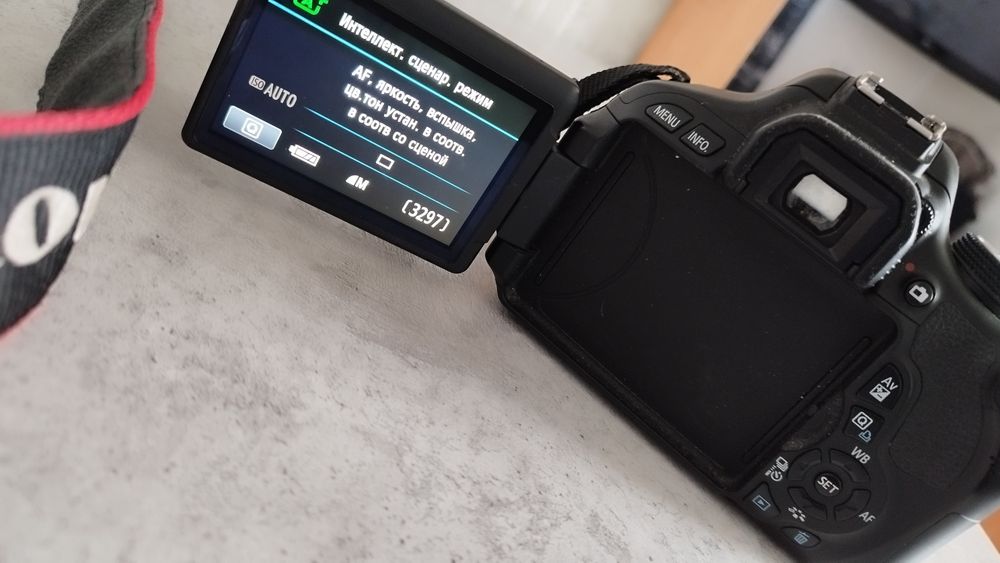 Фотоаппарат CANON EOS600D