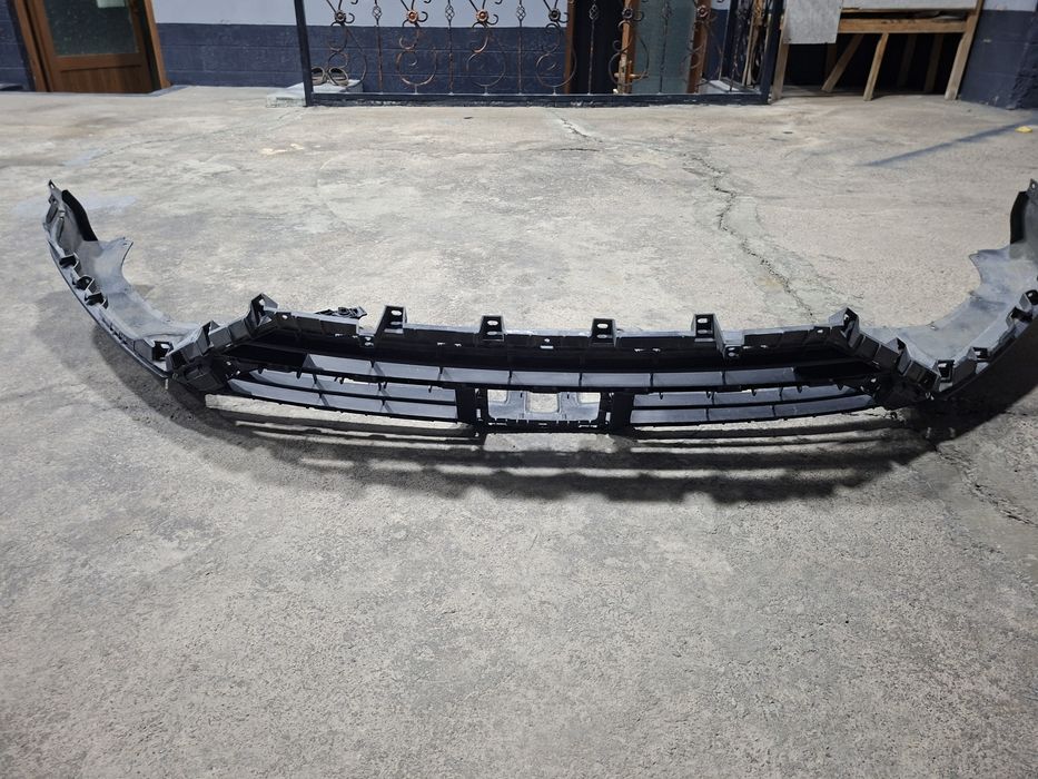 BYD chimpion giprid bamfer va tagidagi plasmas spolleri bilan sotila