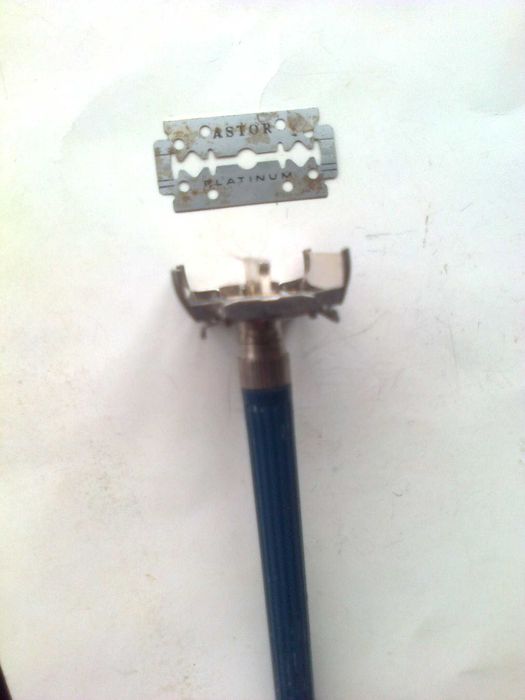 самобръсначка Gillette жилет